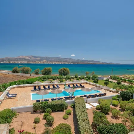 Afroditi B * Antiparos Town